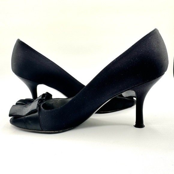 STUART WEITZMAN BLACK SATIN HEELS OPEN TOE HEELS RUFFLE DETAIL MADE IN SPAIN 9.5 - Picture 12 of 16